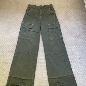 American Eagle Cargo Pants